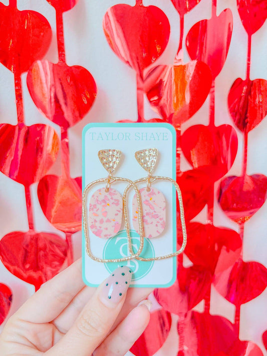 Buttercup Oval Hoops