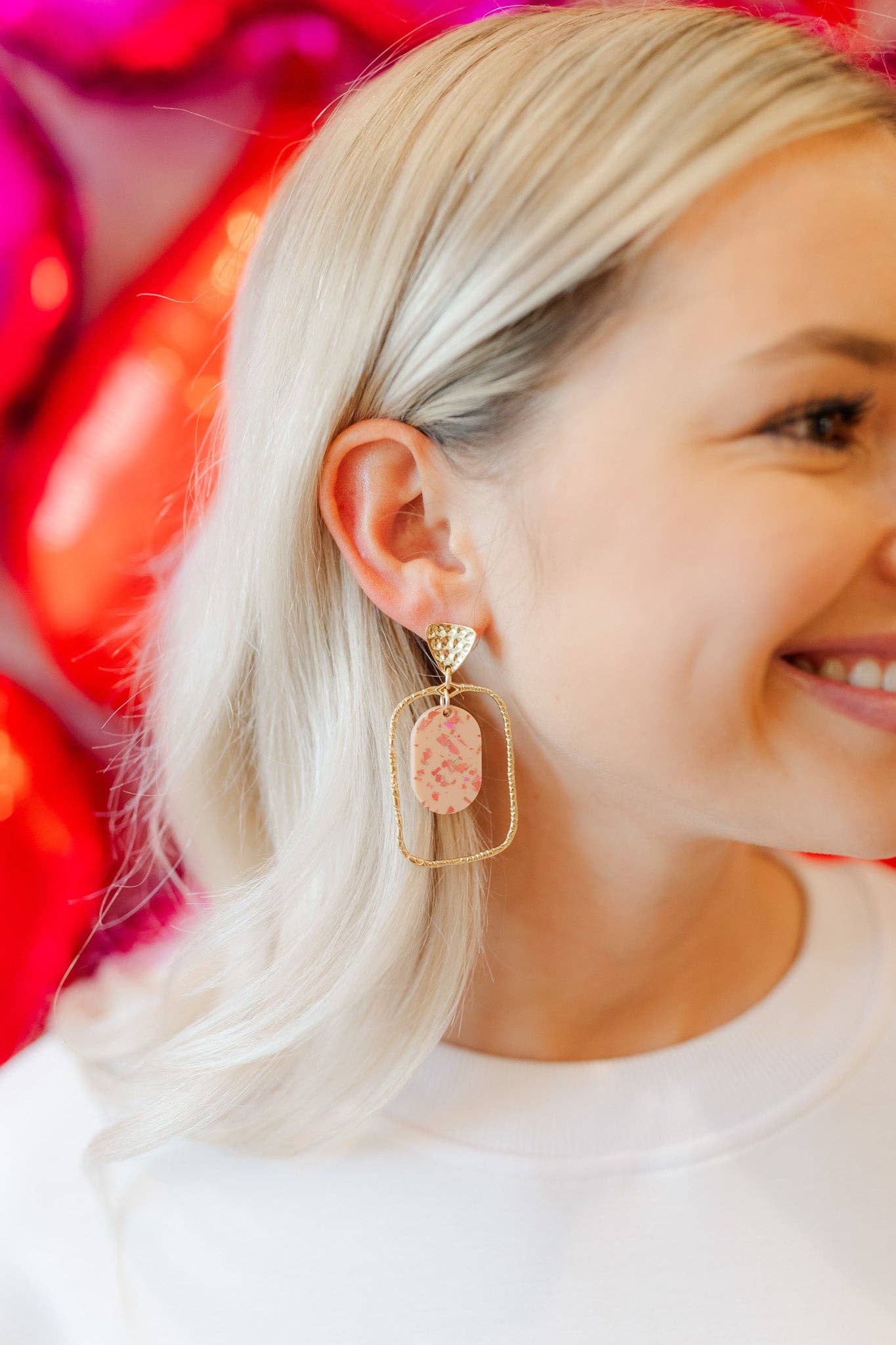 Buttercup Oval Hoops