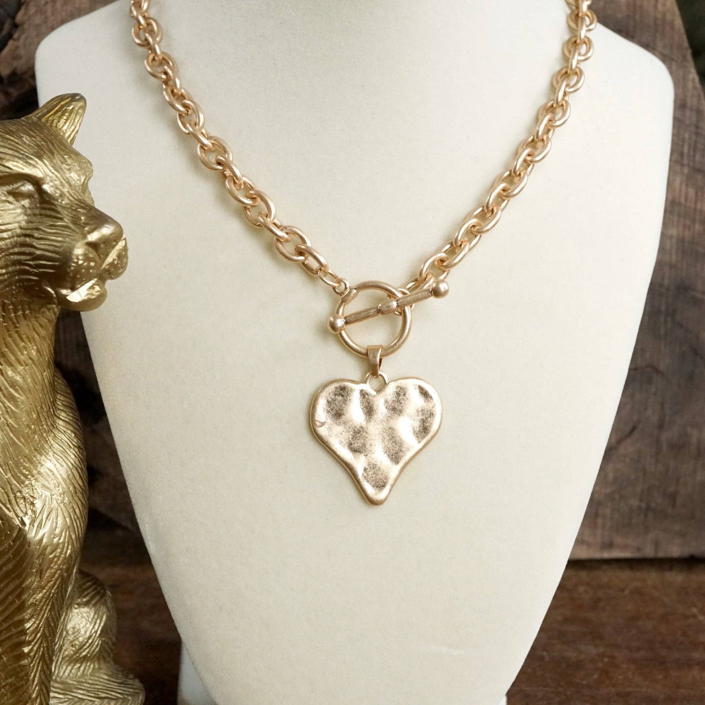 Boho Hammered Heart Front Toggle Necklace – Rustic Gold or Silver
